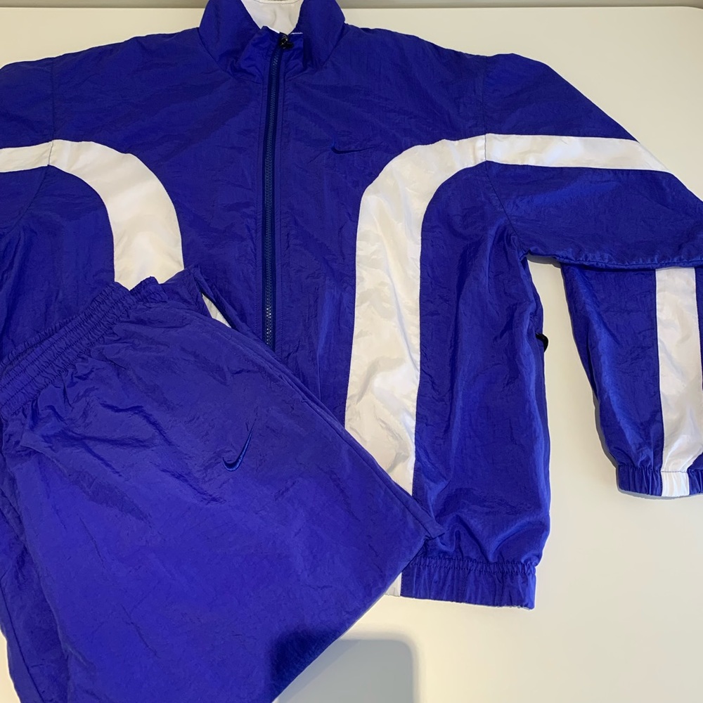 Vintage 1990’s Nike Windbreaker Jacket and Pant Set